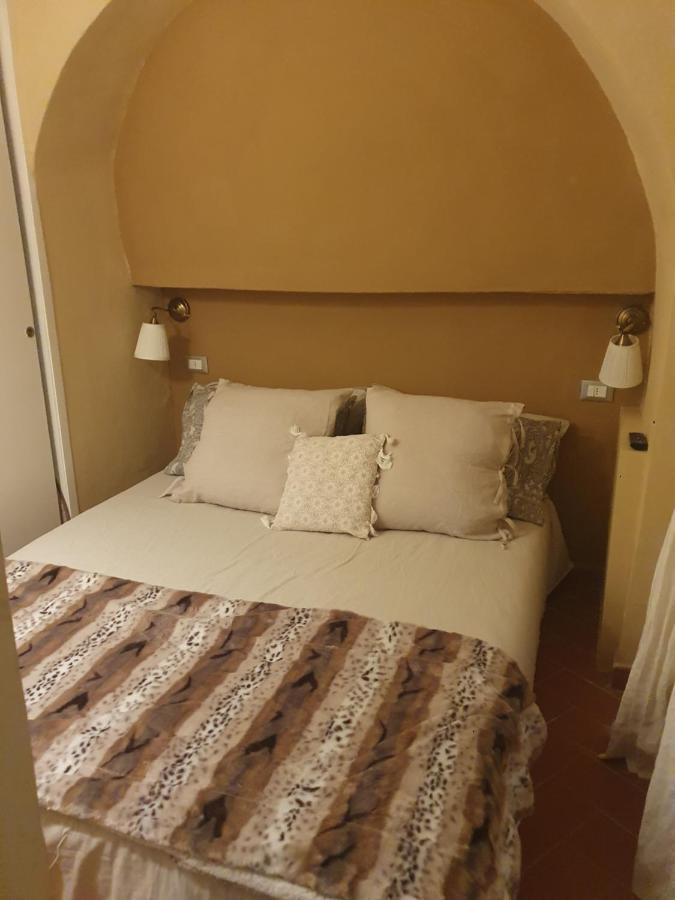 Giulia Appartamento, 250Mt Da Ponte Vecchio ฟลอเรนซ์ ภายนอก รูปภาพ